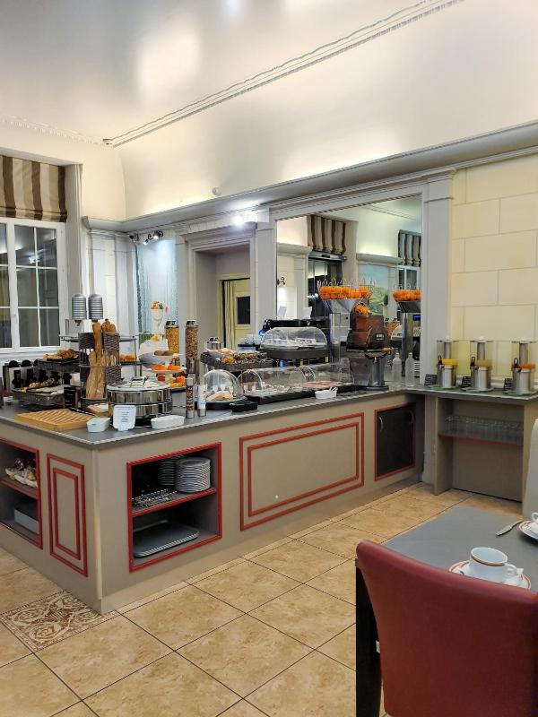 Best Western Central Hotel - image 4