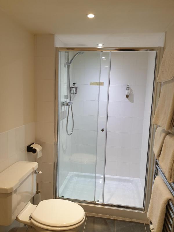 Double or Twin Room with Sea View image 4