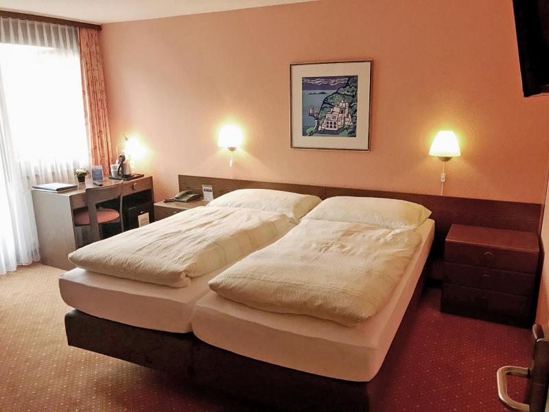 Double Room with Castle View image 4