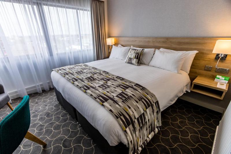 Standard Double Room image 2