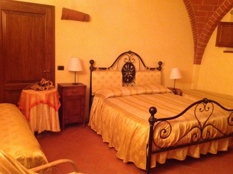 Triple Room image 3