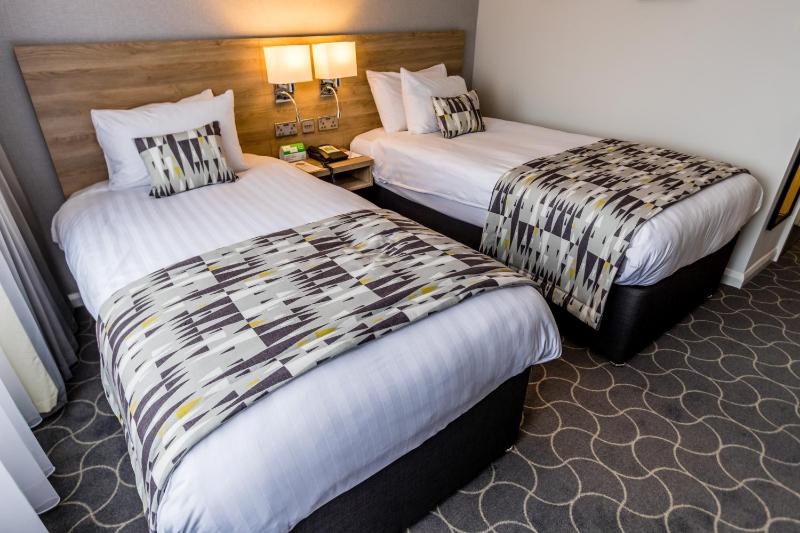 Standard Room image 4