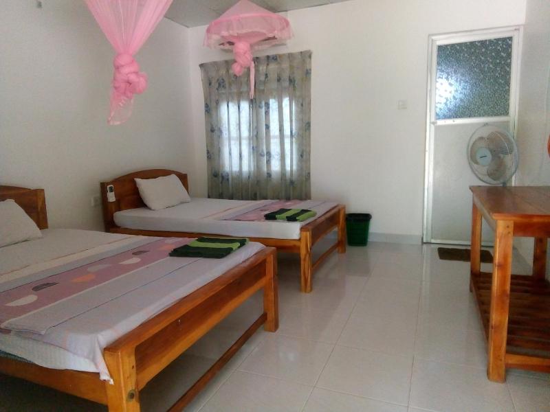 Hotel Sea Shadow - image 31