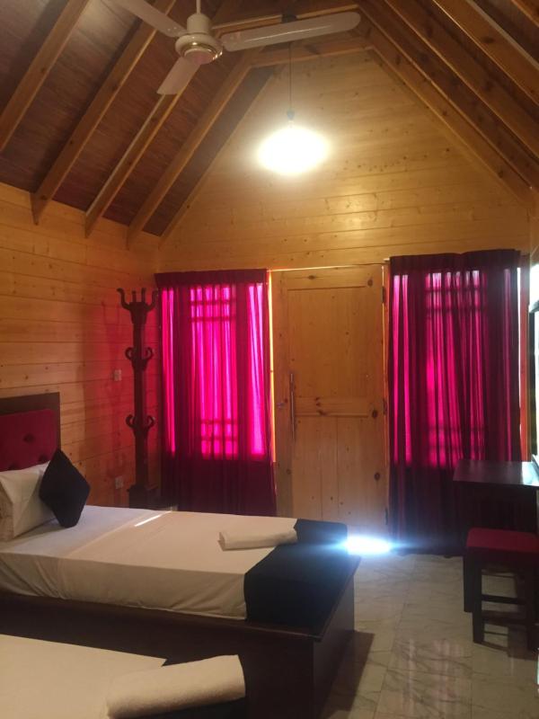 Elvis Beach Resort - image 38