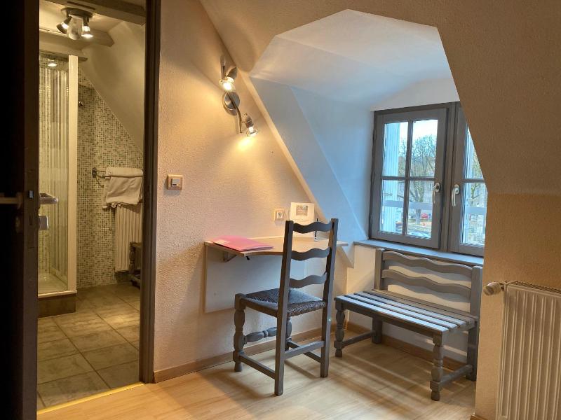 Double or Twin Room image 4
