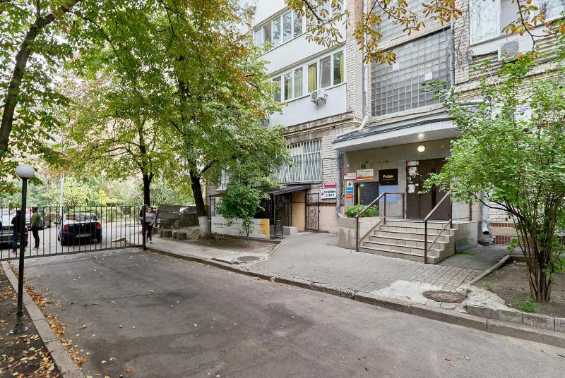 Three-Bedroom Apartment image 2