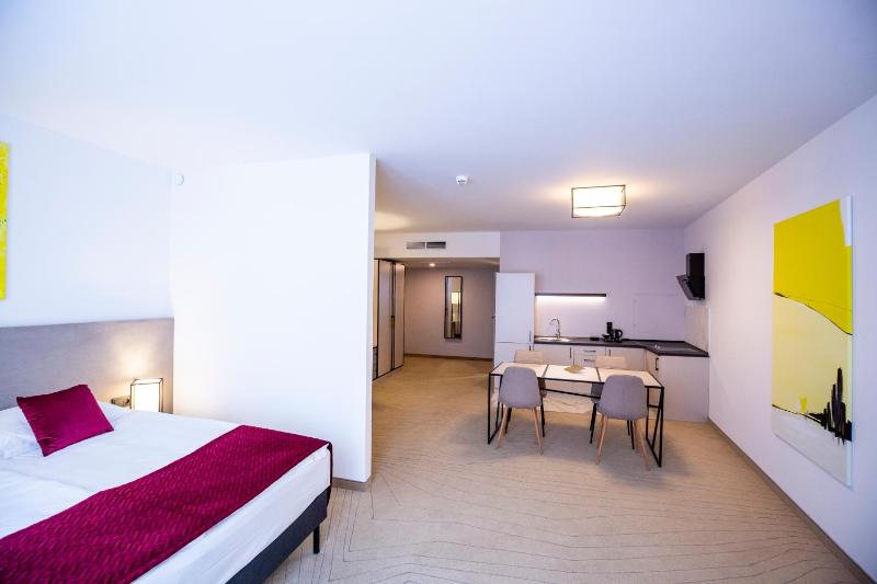 Junior Suite image 3