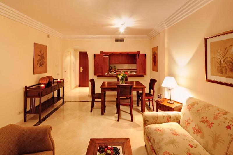 One-Bedroom Apartment image 1