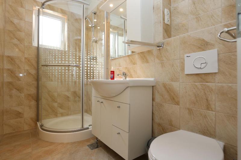 One-Bedroom apartment Standard image 3