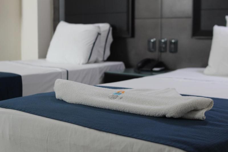 Hotel Portonovo Plaza Malecon - image 8
