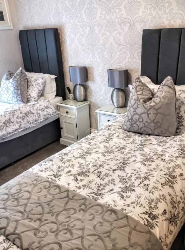 Standard Single Room image 3