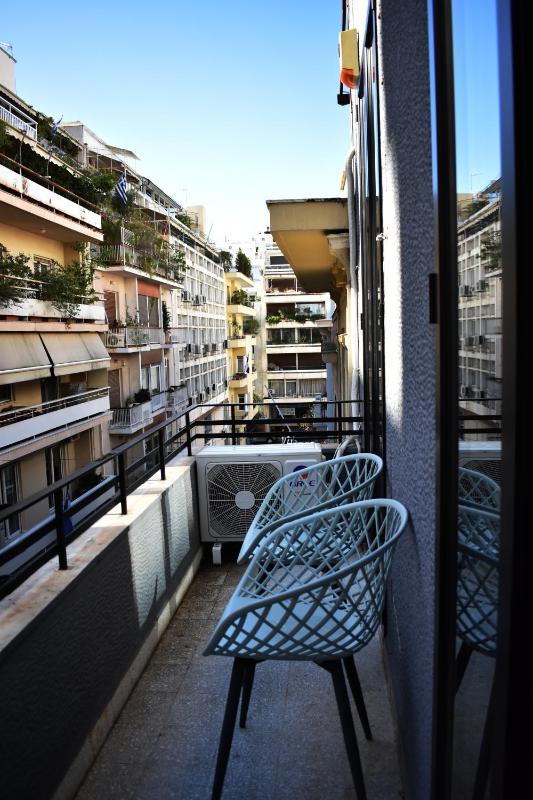 Studio Apartment image 4