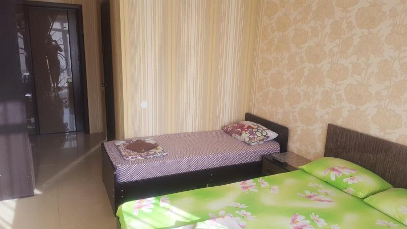 Triple Room with Balcony image 3