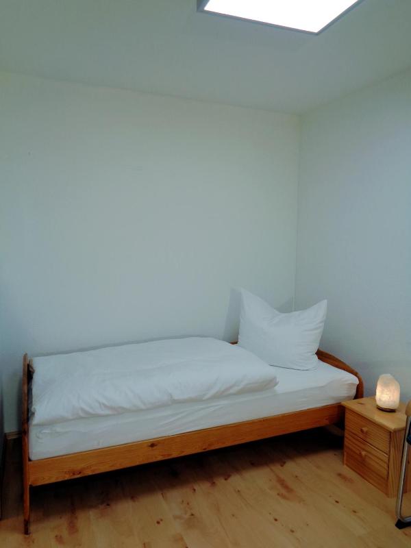 Single Room image 1