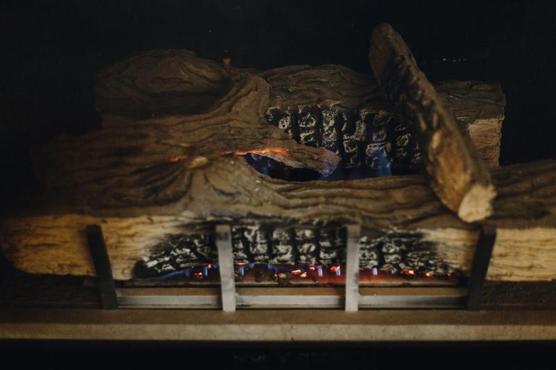 Vintage Lakeside Inn - image 12