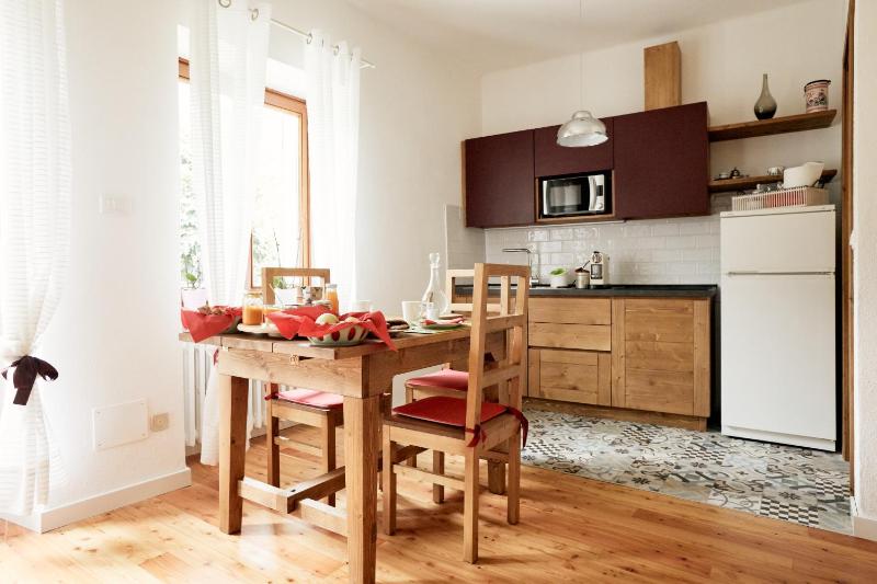 Studio Apartment image 4