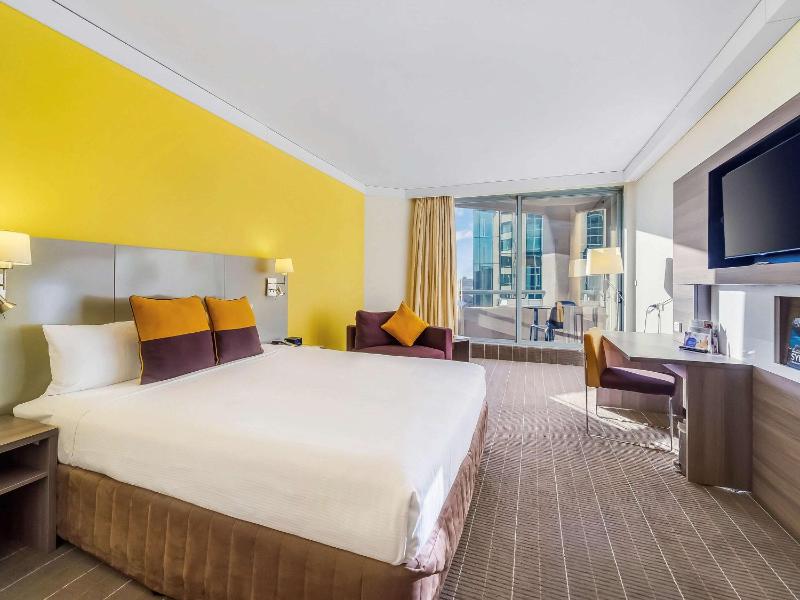 Executive King Room image 2