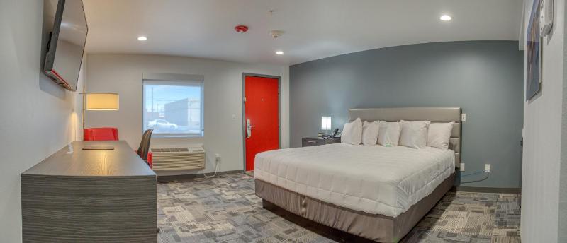 King Room image 2