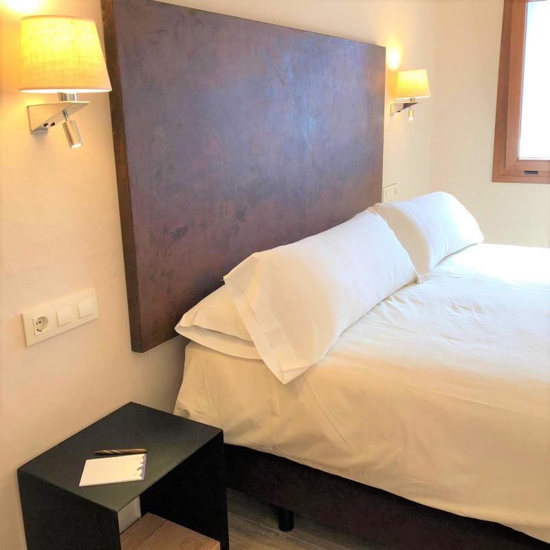 Superior Double Room image 3