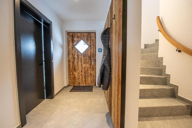 Five-Bedroom House image 4