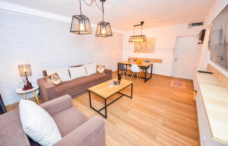 Superior Two-Bedroom Apartment image 2