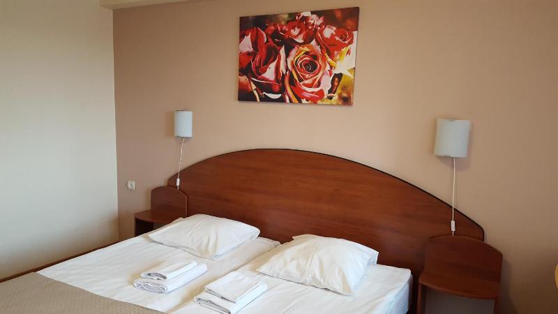 Two-Room Quadruple Room image 3