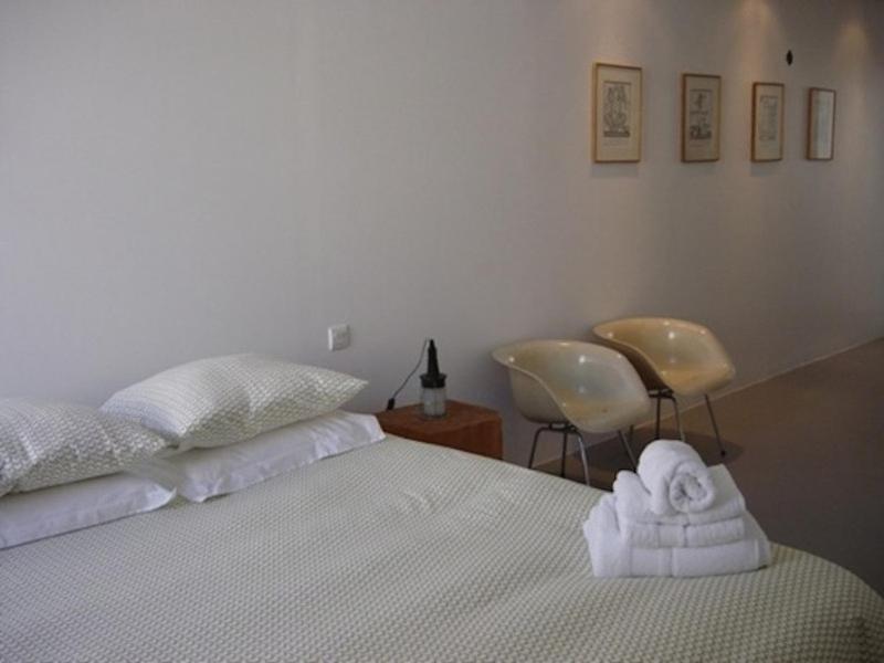 Double Room image 1