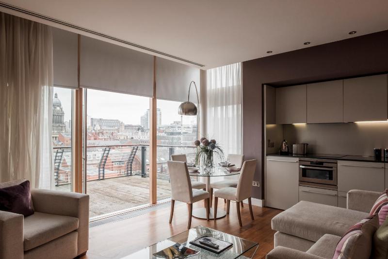 Penthouse Apartment image 4