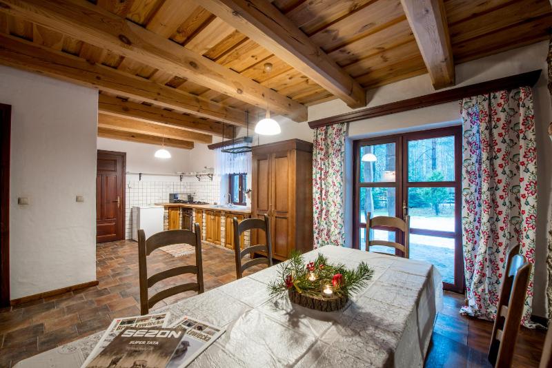 Five-Bedroom House image 3