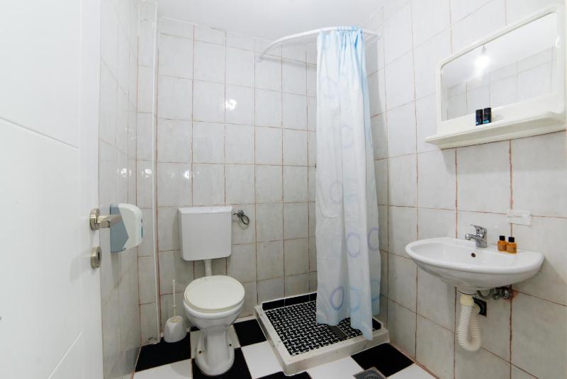 Studio with Pool View image 2