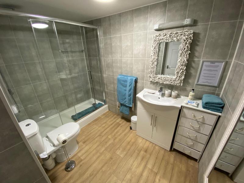 Standard King Room - Adults Only image 2