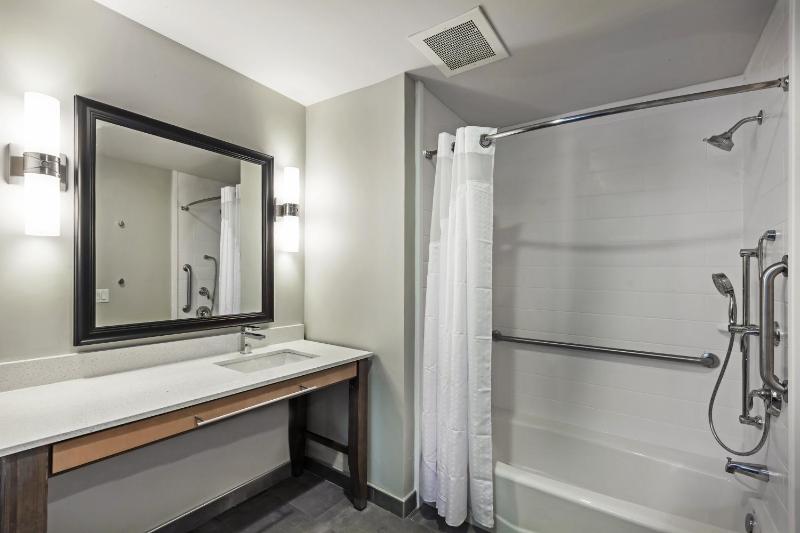 Standard Room with Two Queen Beds image 3