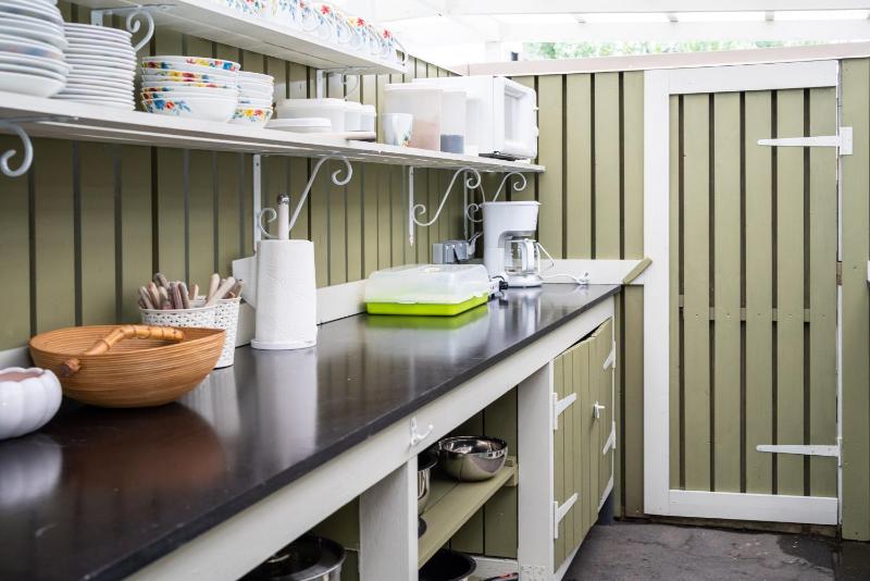 Tent for two persons image 4