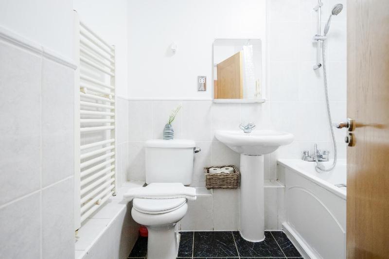 Two-Bedroom Apartment image 4