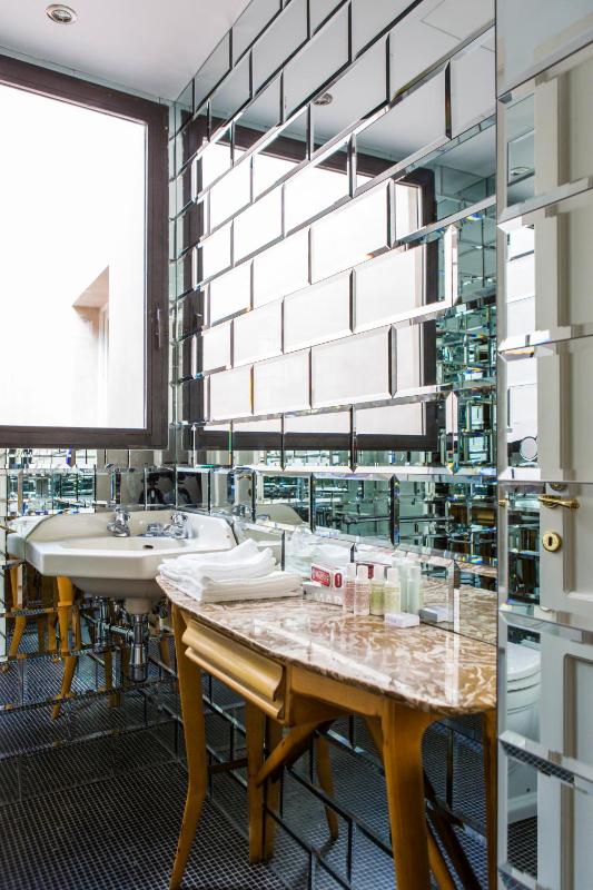 Two-Bedroom Apartment - Penthouse image 3