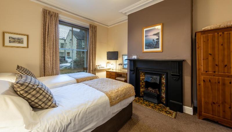 Portland House - image 30