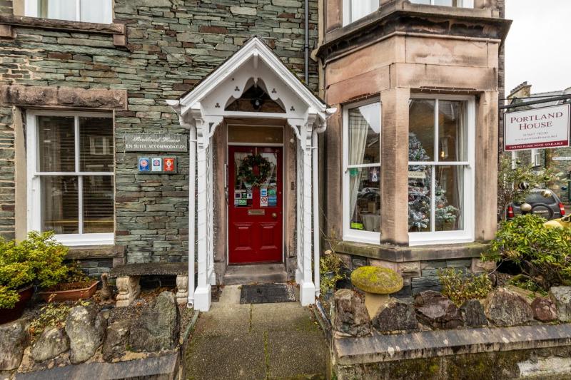 Portland House - image 20