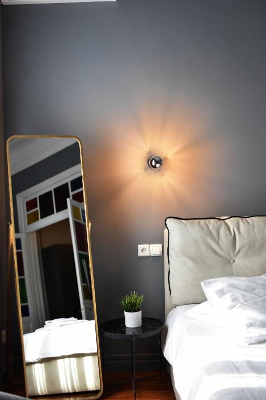 Apartment image 2