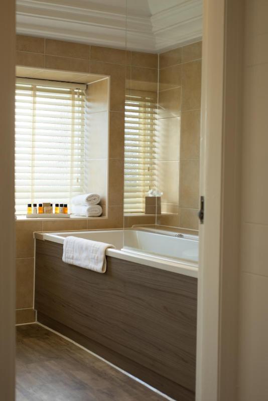 Feature Double Room image 3