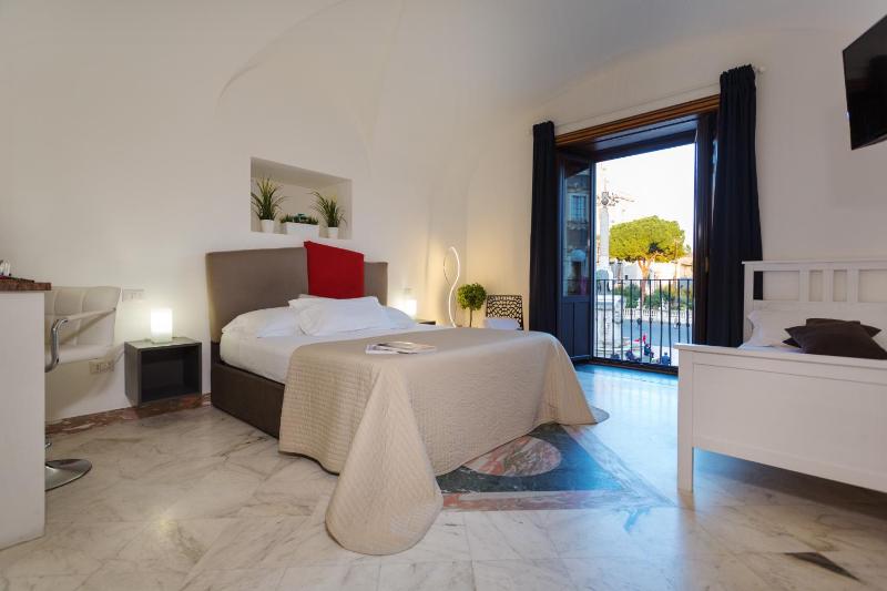 Le Suites Del Duomo House - image 8