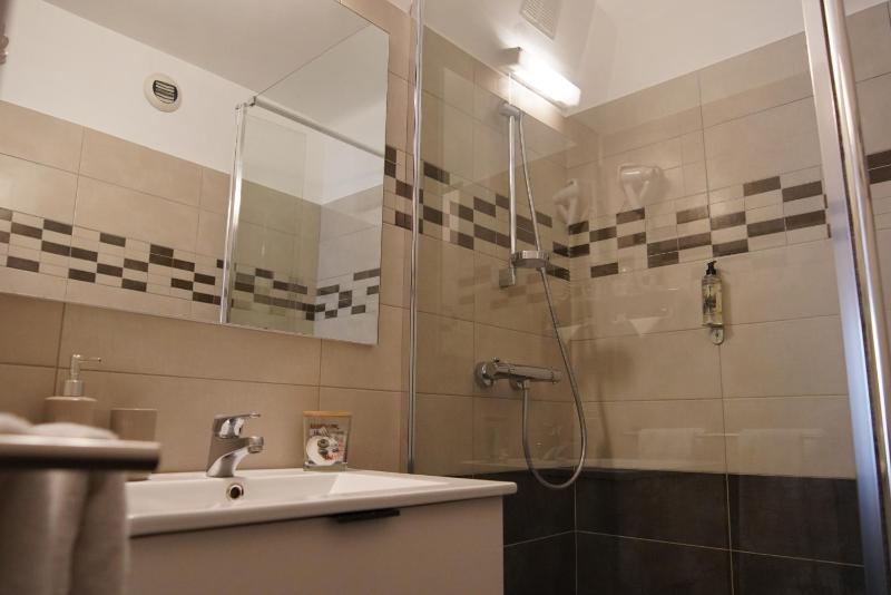 ATH hôtel Athénée - image 7