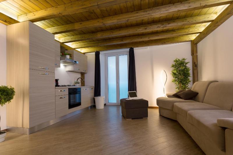 Superior Apartment with Internal View image 4