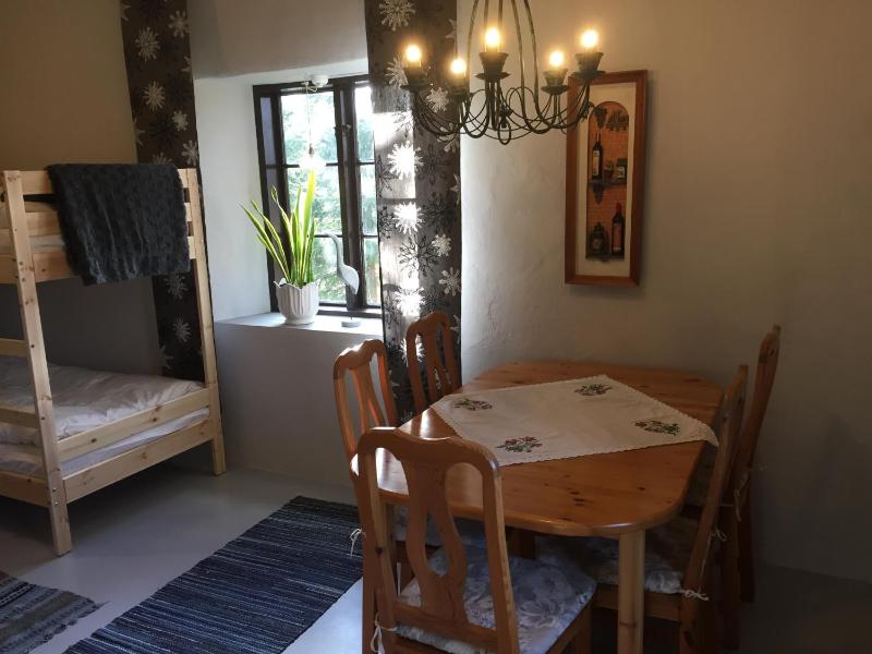 Family Room with Garden View image 3