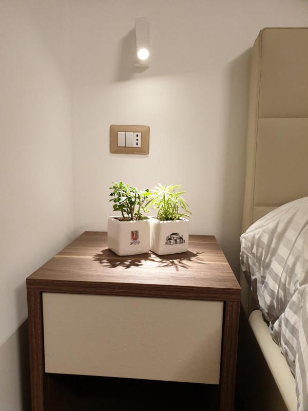 Double Room image 3