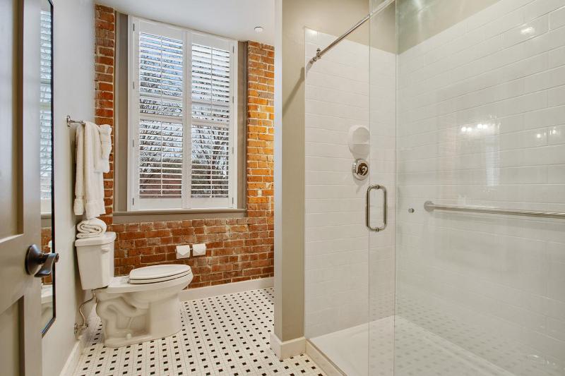 The Brakeman Hotel - image 6
