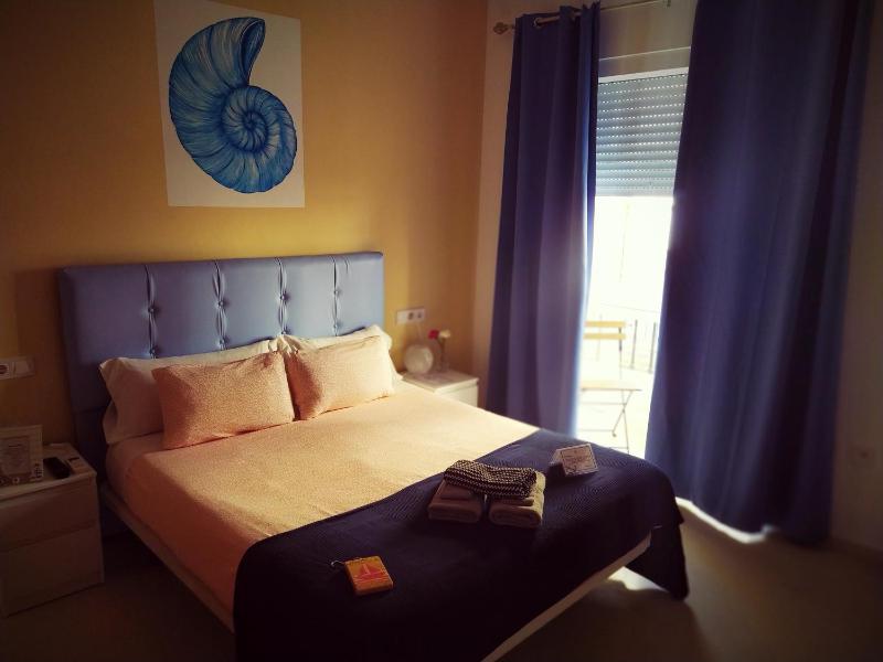 Double Room with Private Bathroom image 2