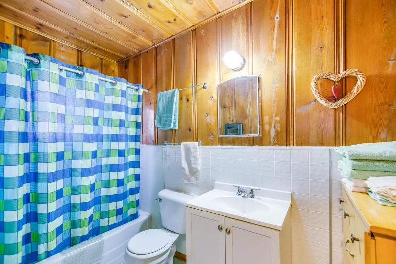 One-Bedroom House image 2
