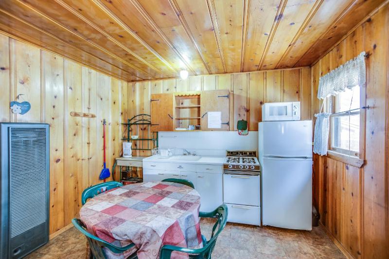 One-Bedroom House image 4