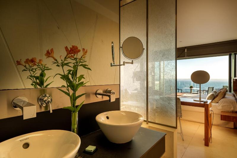 Standard Double Room image 1