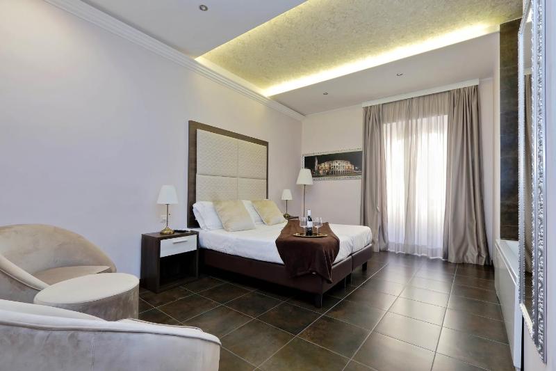 King Room with Spa Bath image 1